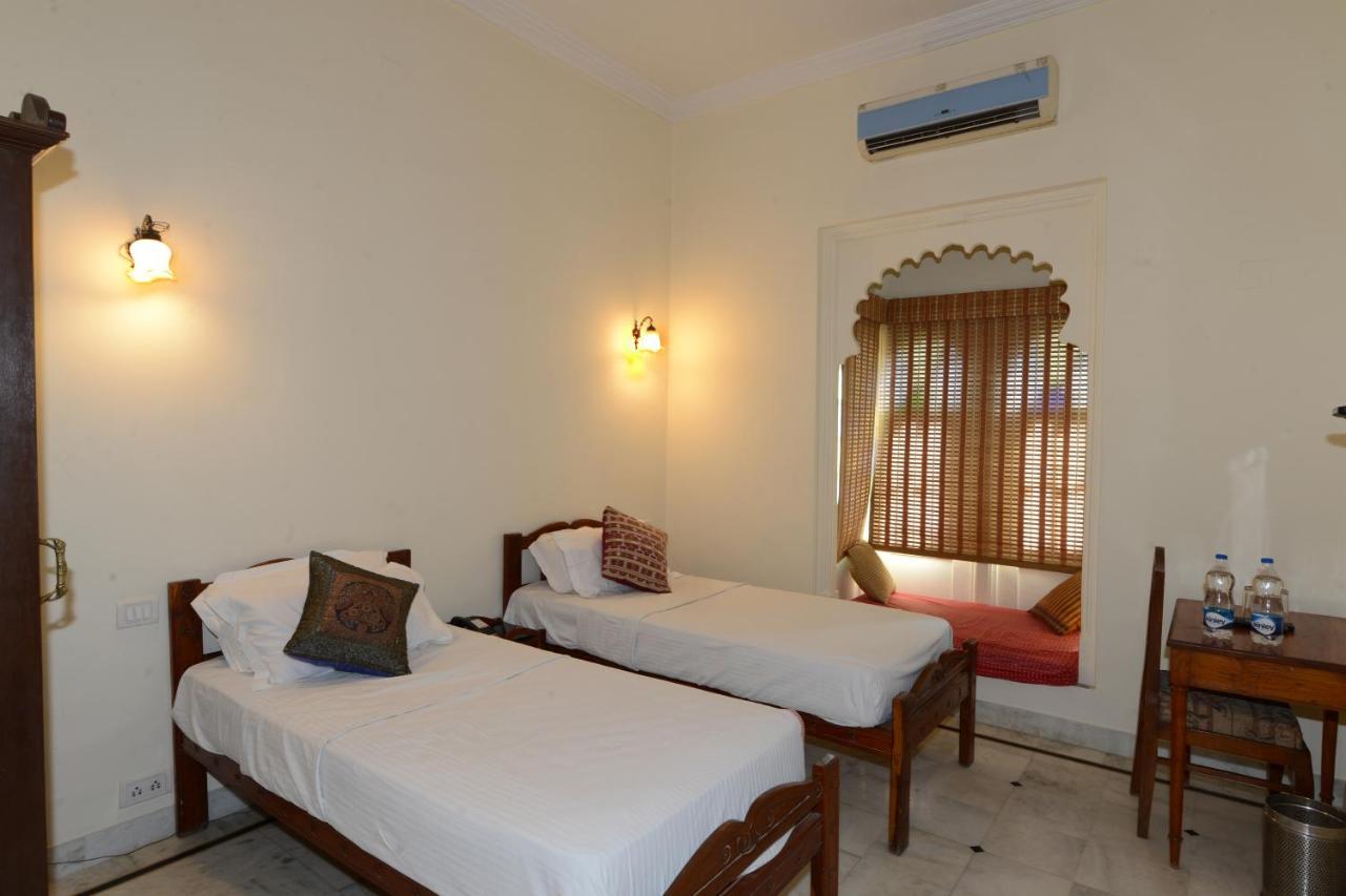 Hotel Harasar Haveli Bikaner Exterior photo